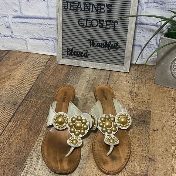 Miu Miu cream Kitten Heel Gold Studded Slip On Sandals Sz 40 - Picture 12 of 15